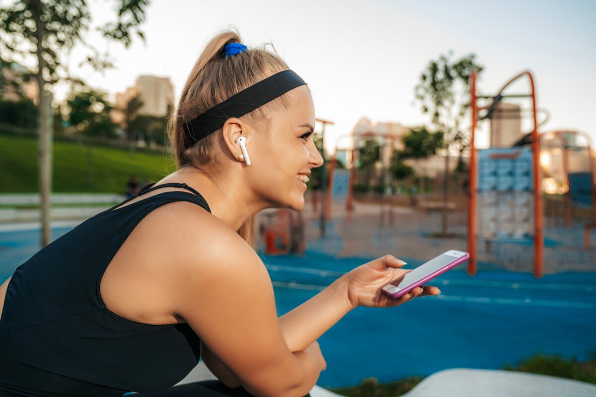 Fitness Trends through the Airwaves: What’s Next in Health Podcasts